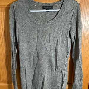Banana Republic Heather Gray Scoop Neck Sweater